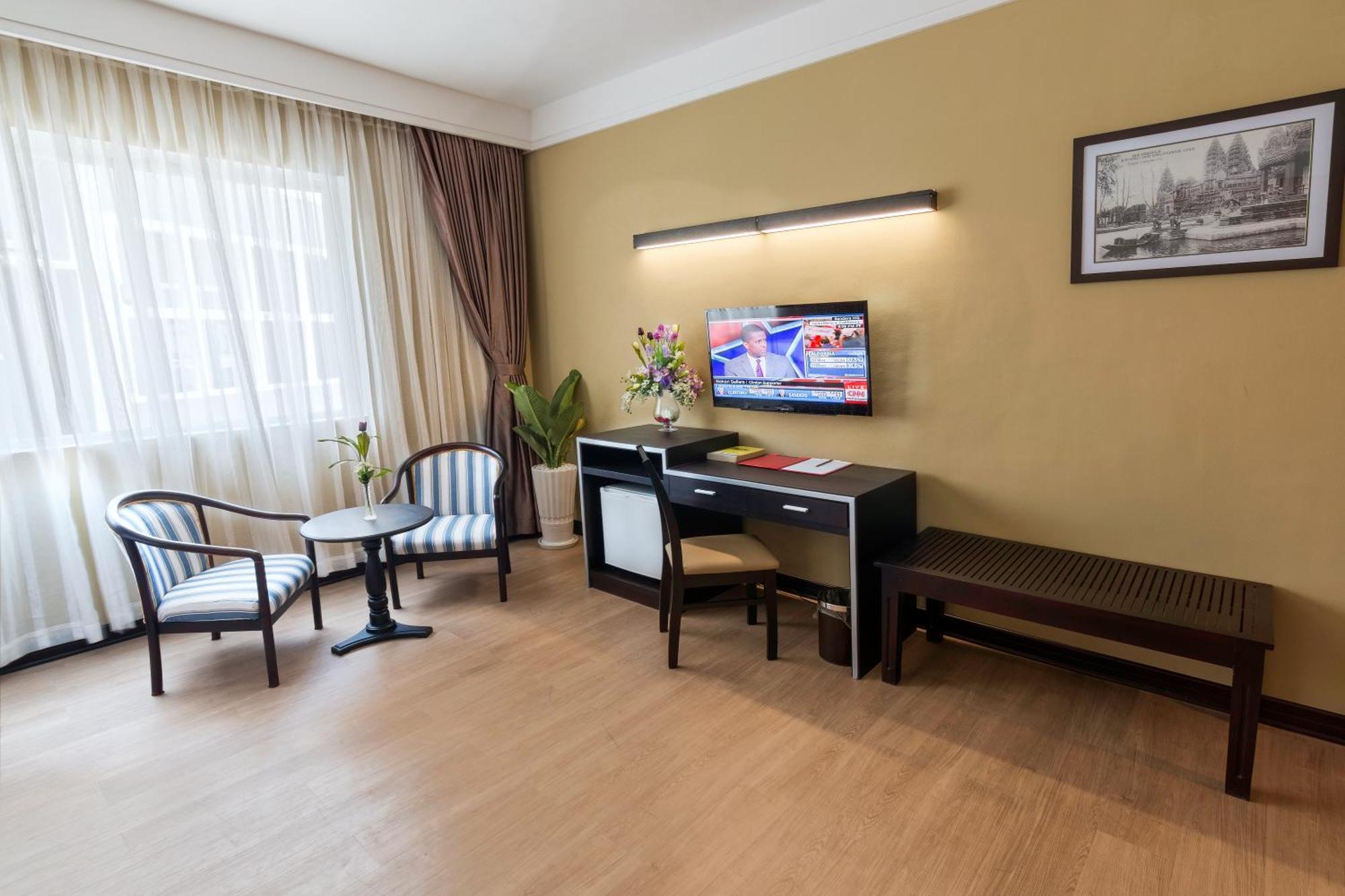Paradise Hotel Phnom Penh Room photo