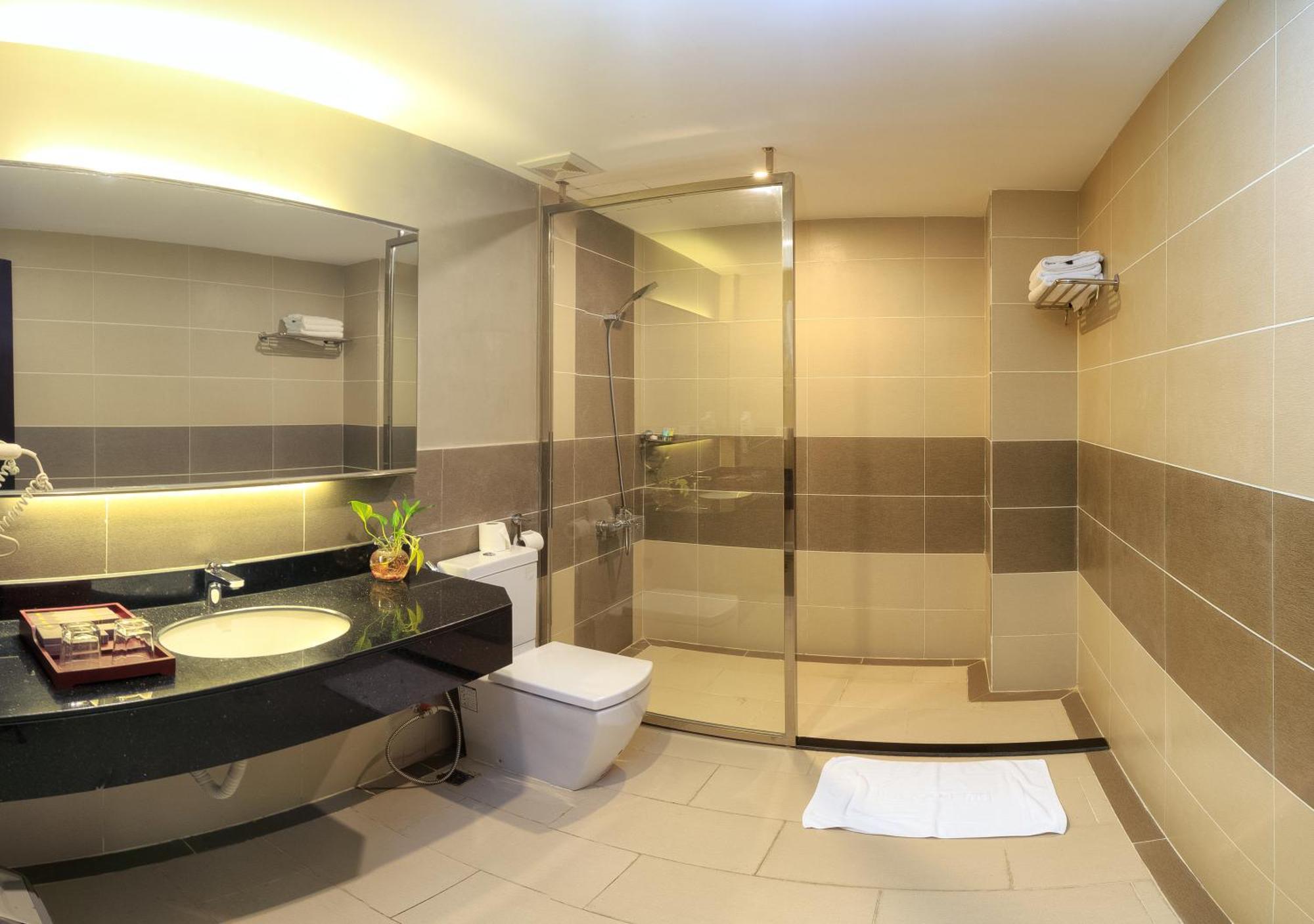 Paradise Hotel Phnom Penh Room photo
