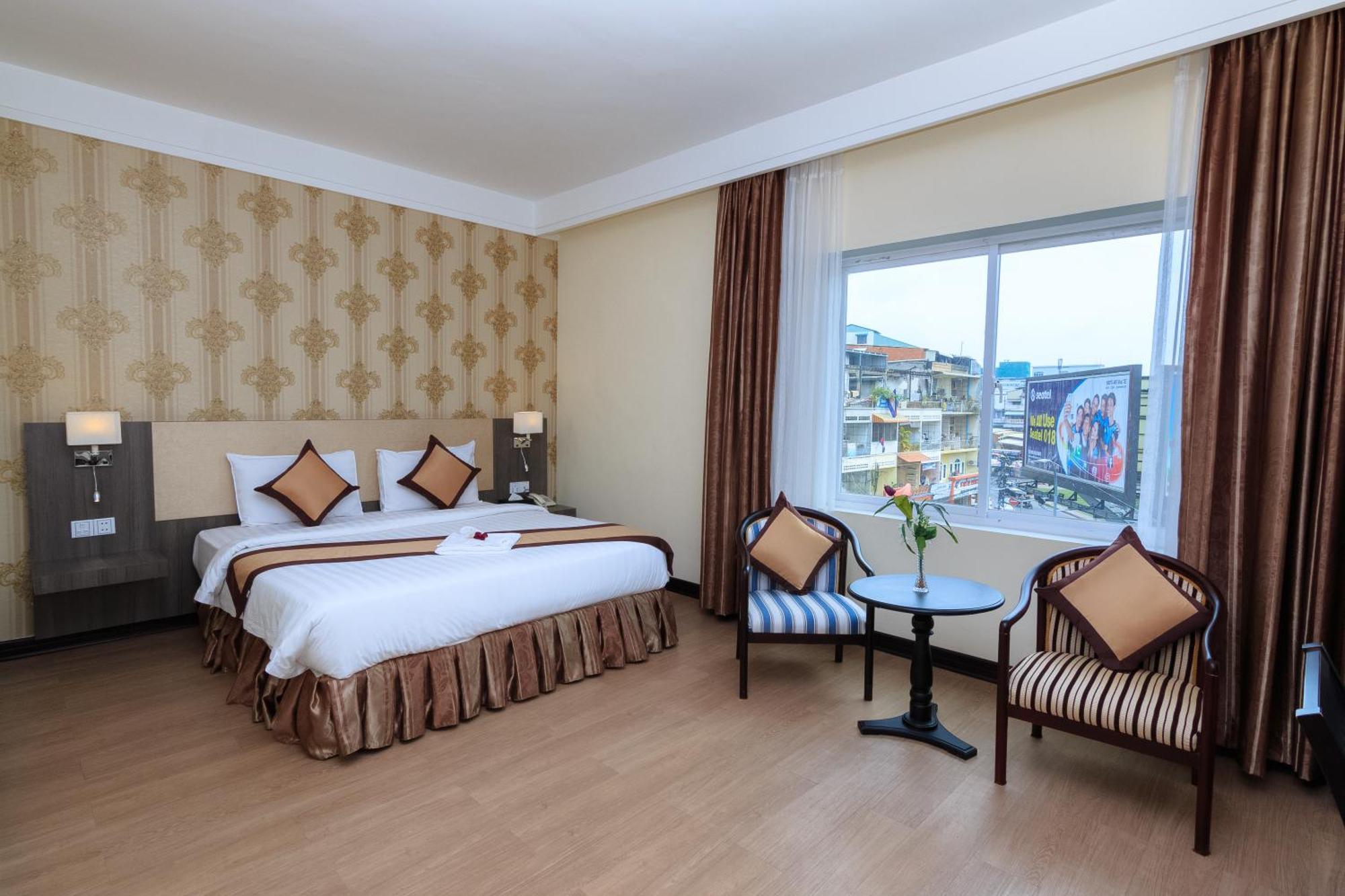 Paradise Hotel Phnom Penh Room photo