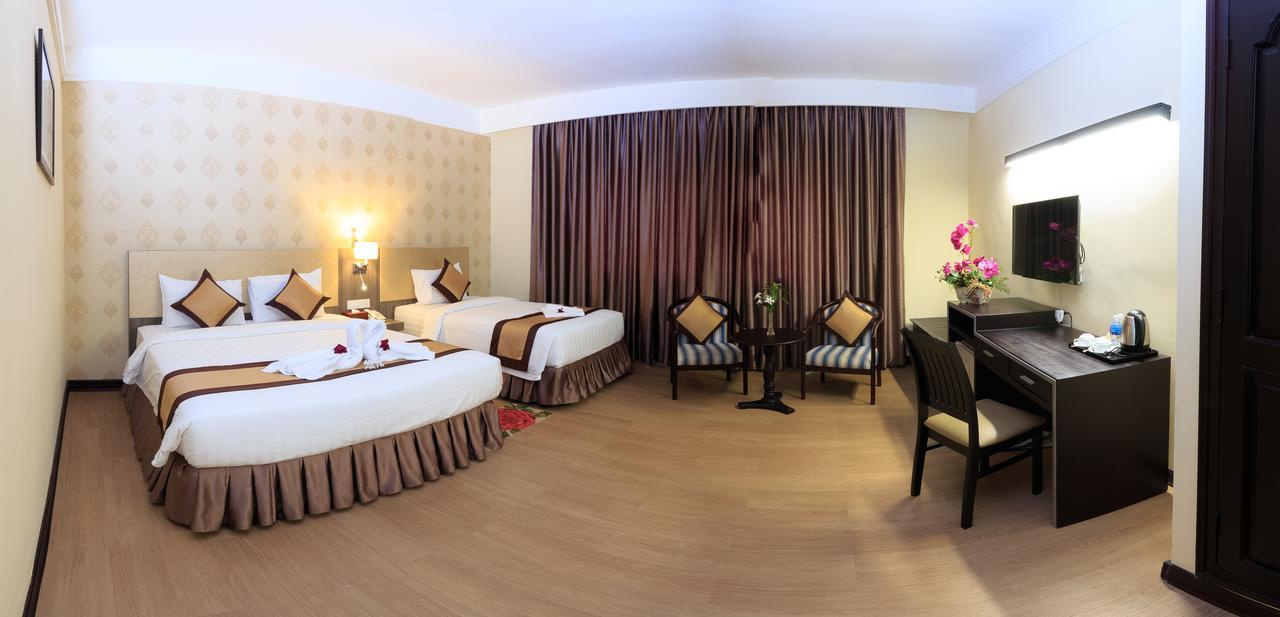 Paradise Hotel Phnom Penh Room photo